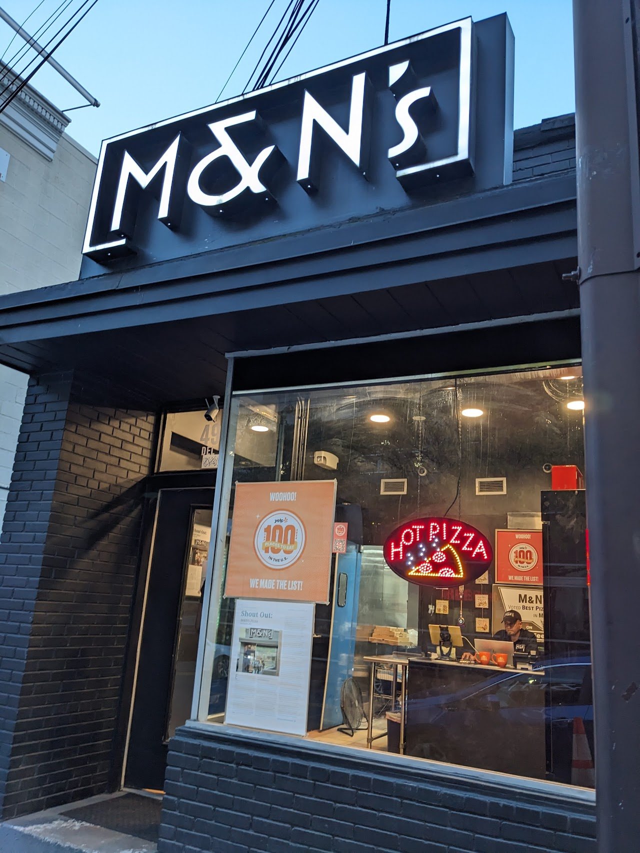 M & N's Pizza