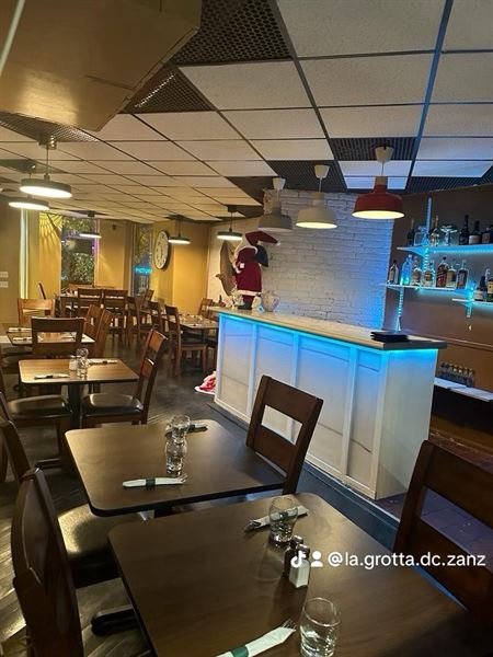La Grotta — Websearch photo