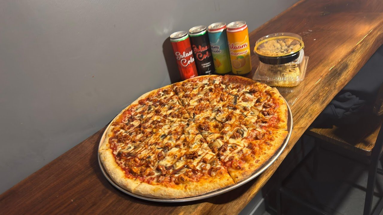 Urban Crust Pizza & Grill