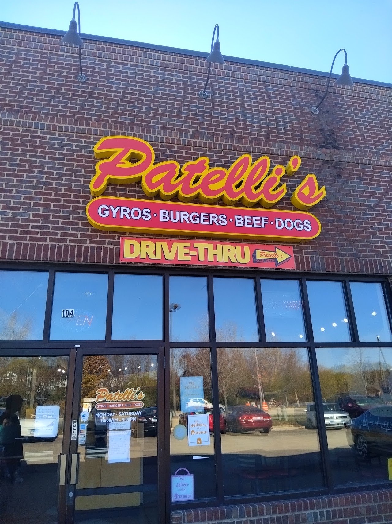 Patelli's Gyros & Beef