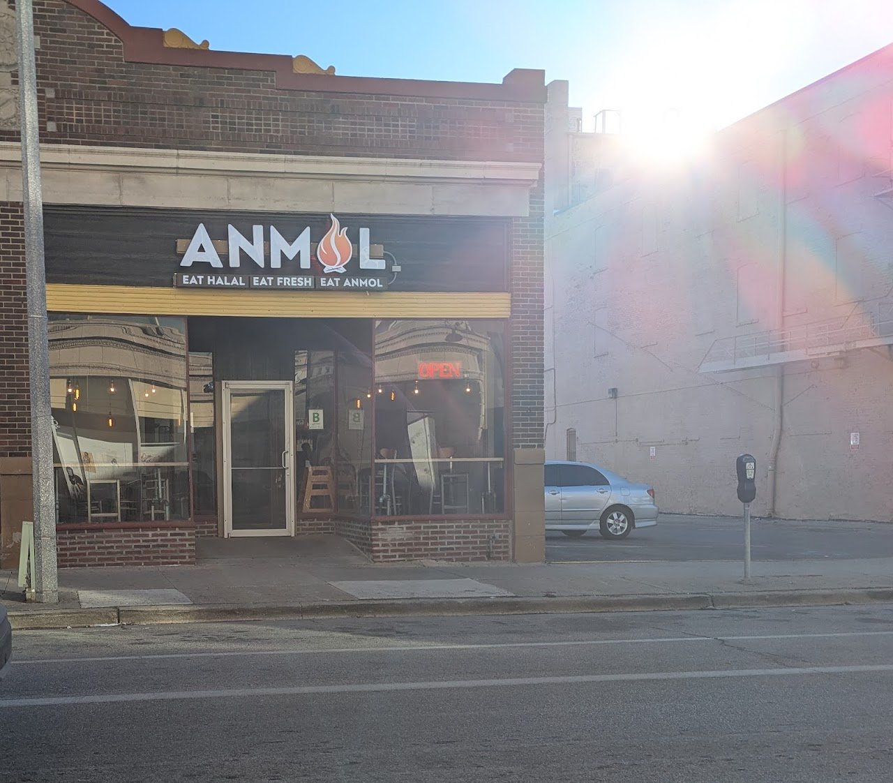 Anmol Restaurant