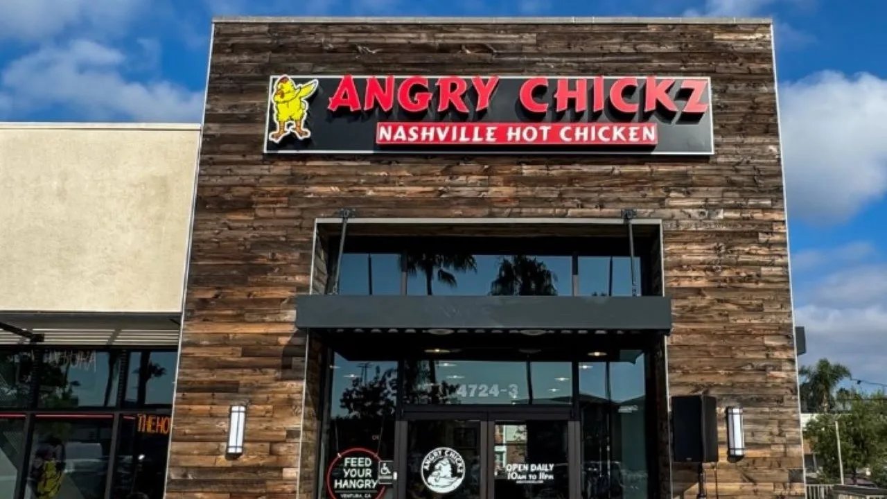 Angry Chickz — Websearch photo