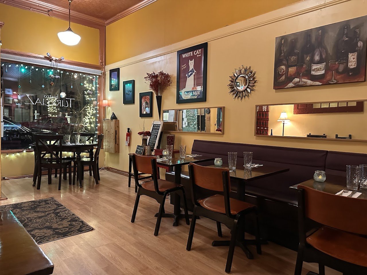 Bistro Turkuaz