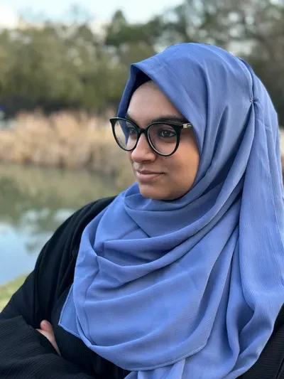 Headshot of Ayesha Farooqui, M.A., LMFT-A