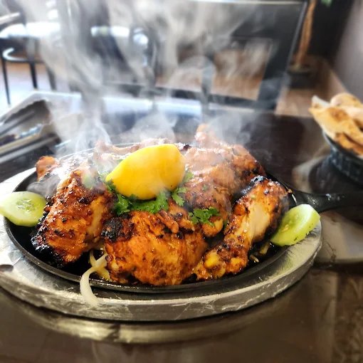 Gul-Naz, photo via a community directory