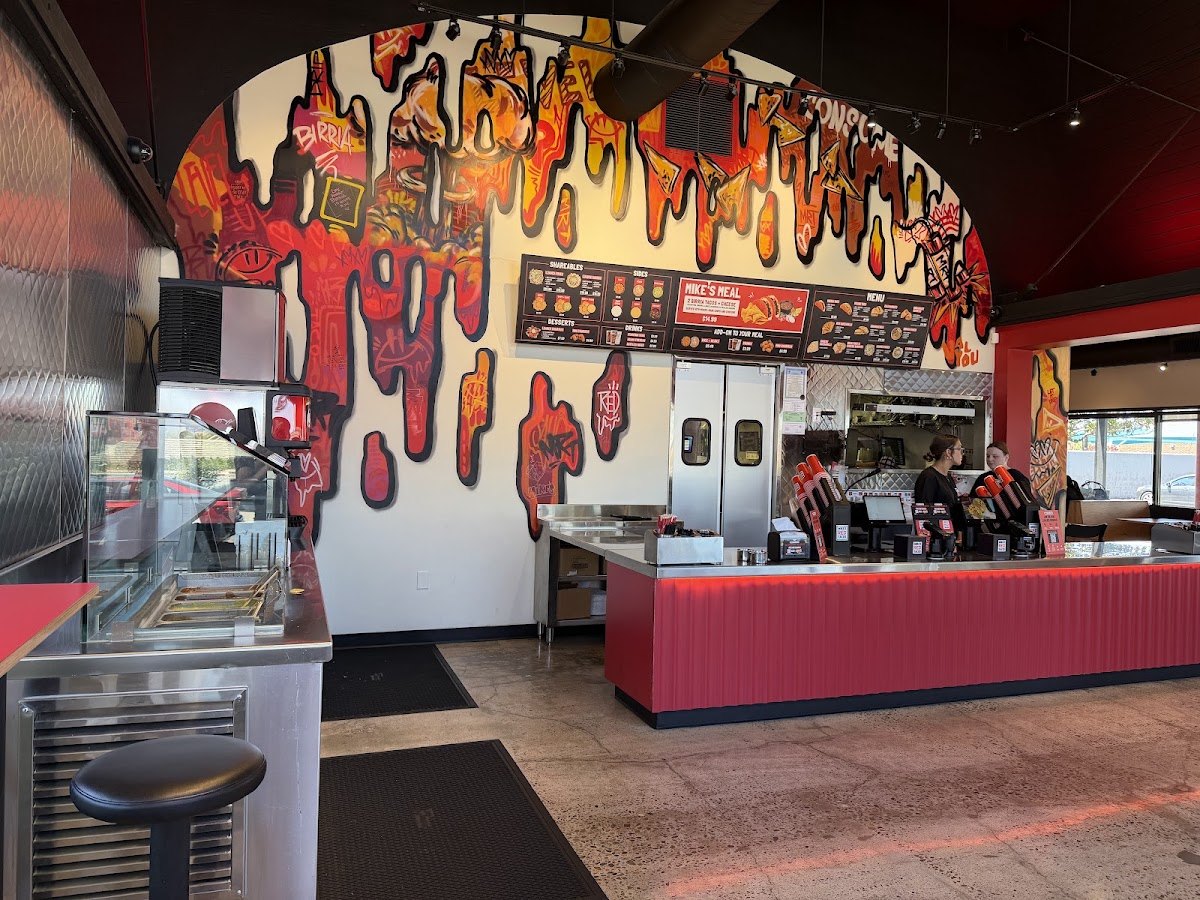 Mike's Red Tacos - Mira Mesa