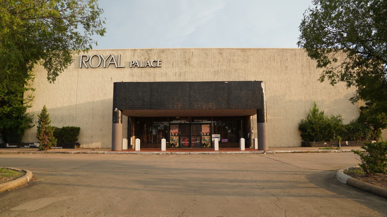 Royal Palace — Websearch photo