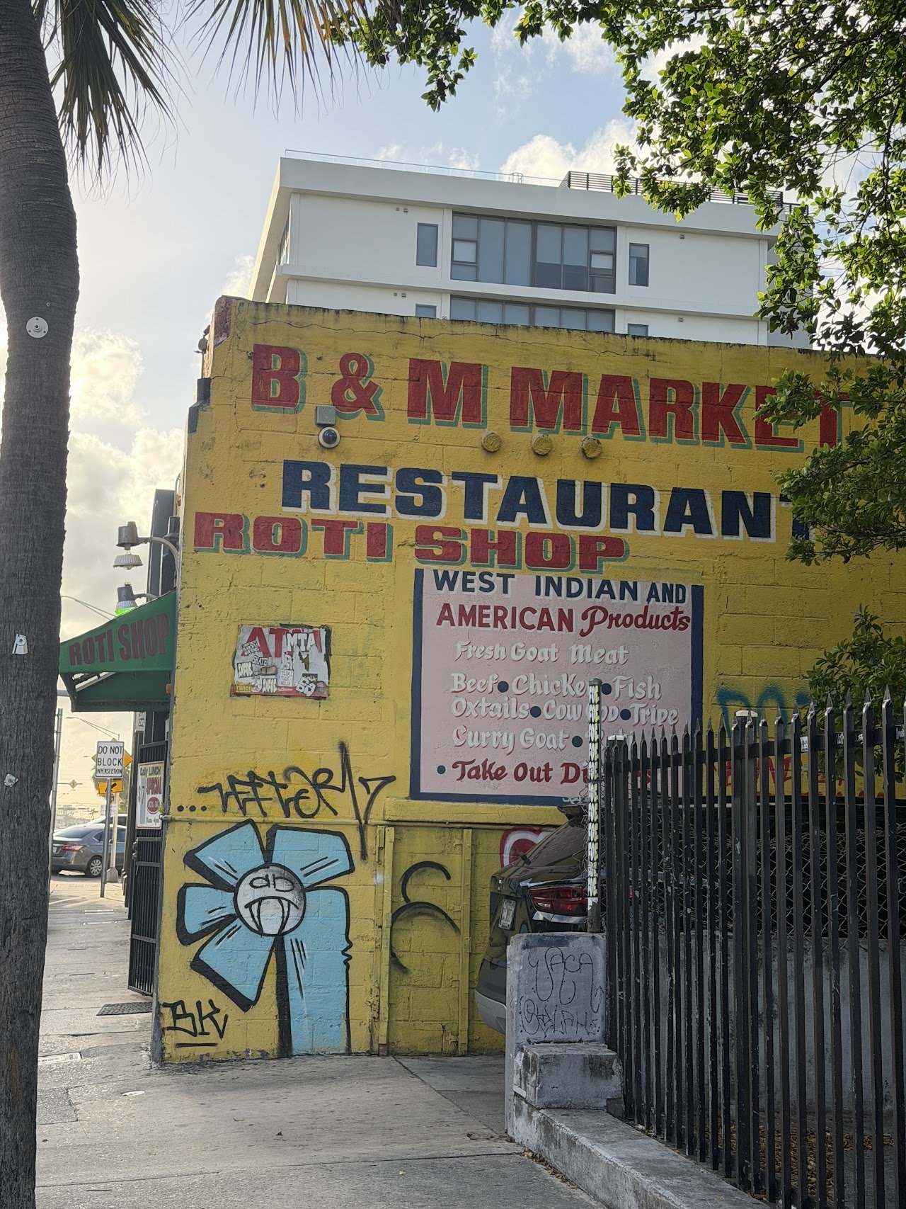 B & M Market & Rhoti Shop