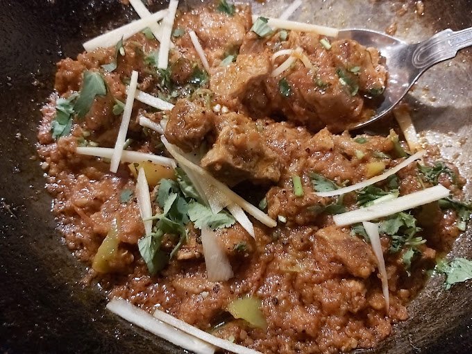 Desi Dera — Halalrun photo