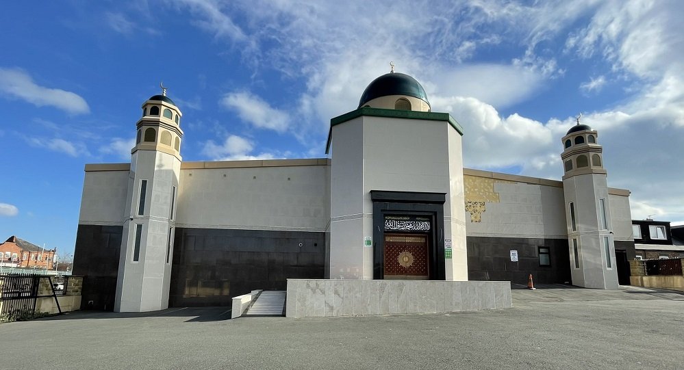 Masjid e Anwaar e Madinah — Websearch photo