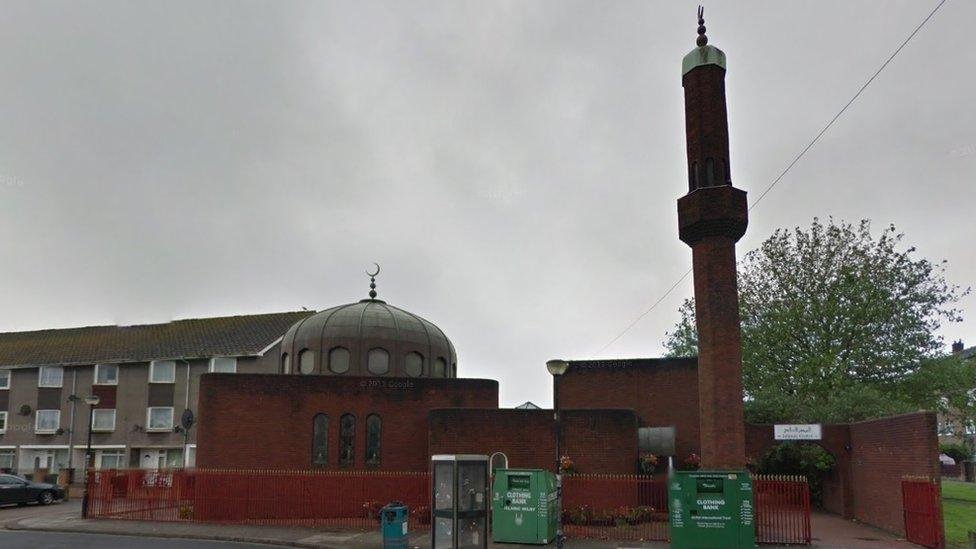 Sadiq Mosque — Websearch photo