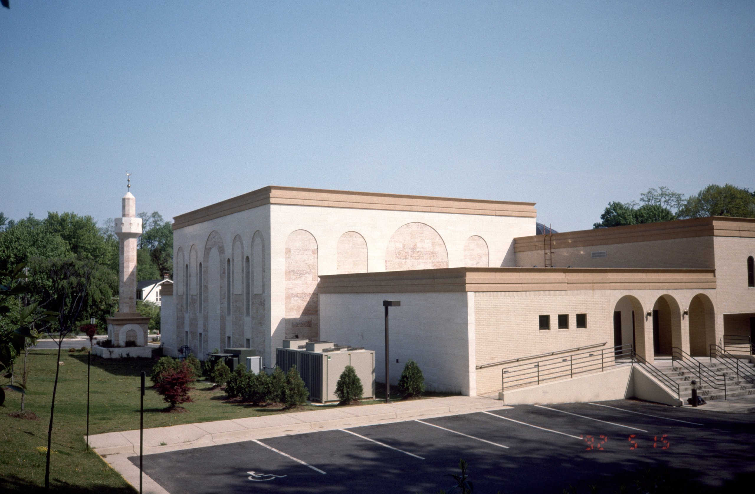 Dar Al-Hijrah Islamic Center — Websearch photo