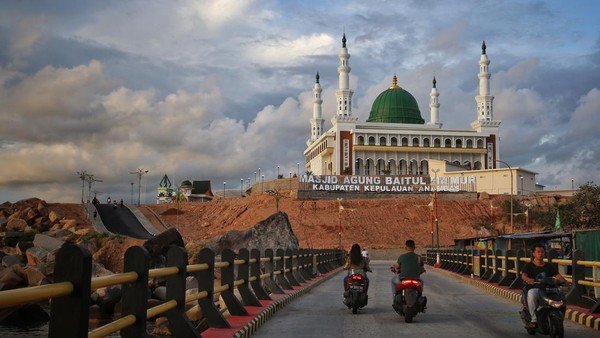 Baitul Ma'moor Mosque — Websearch photo