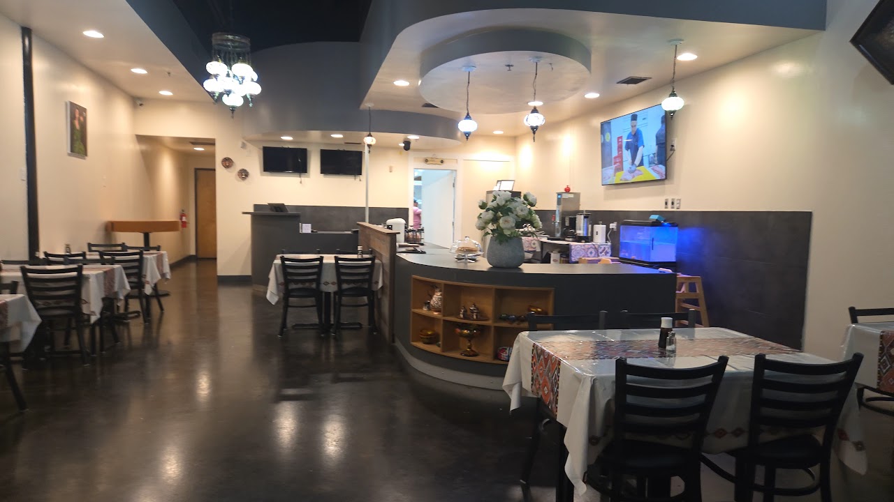 Babahan Uyghur Café