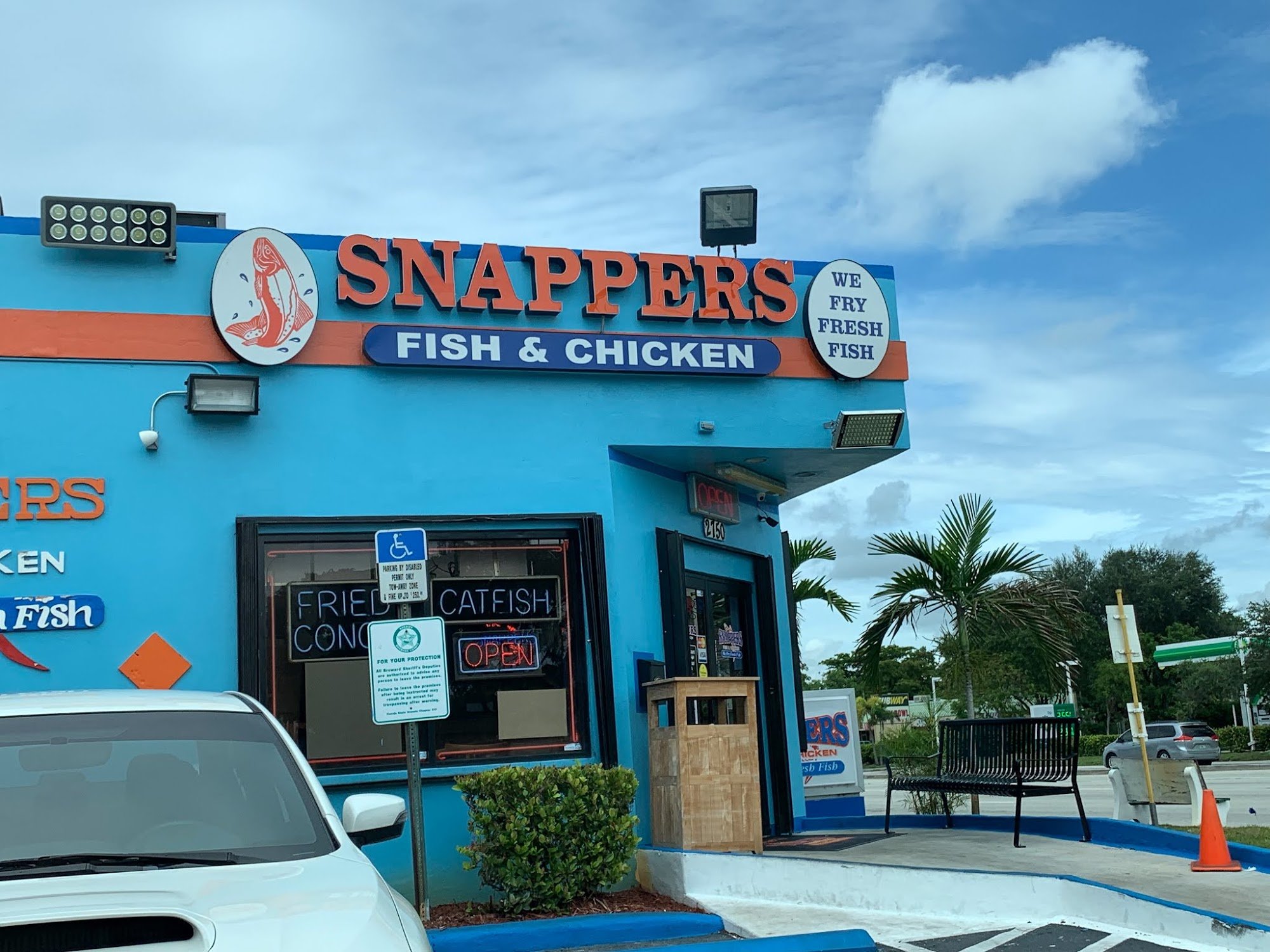 Snappers Fish & Chicken — Websearch photo