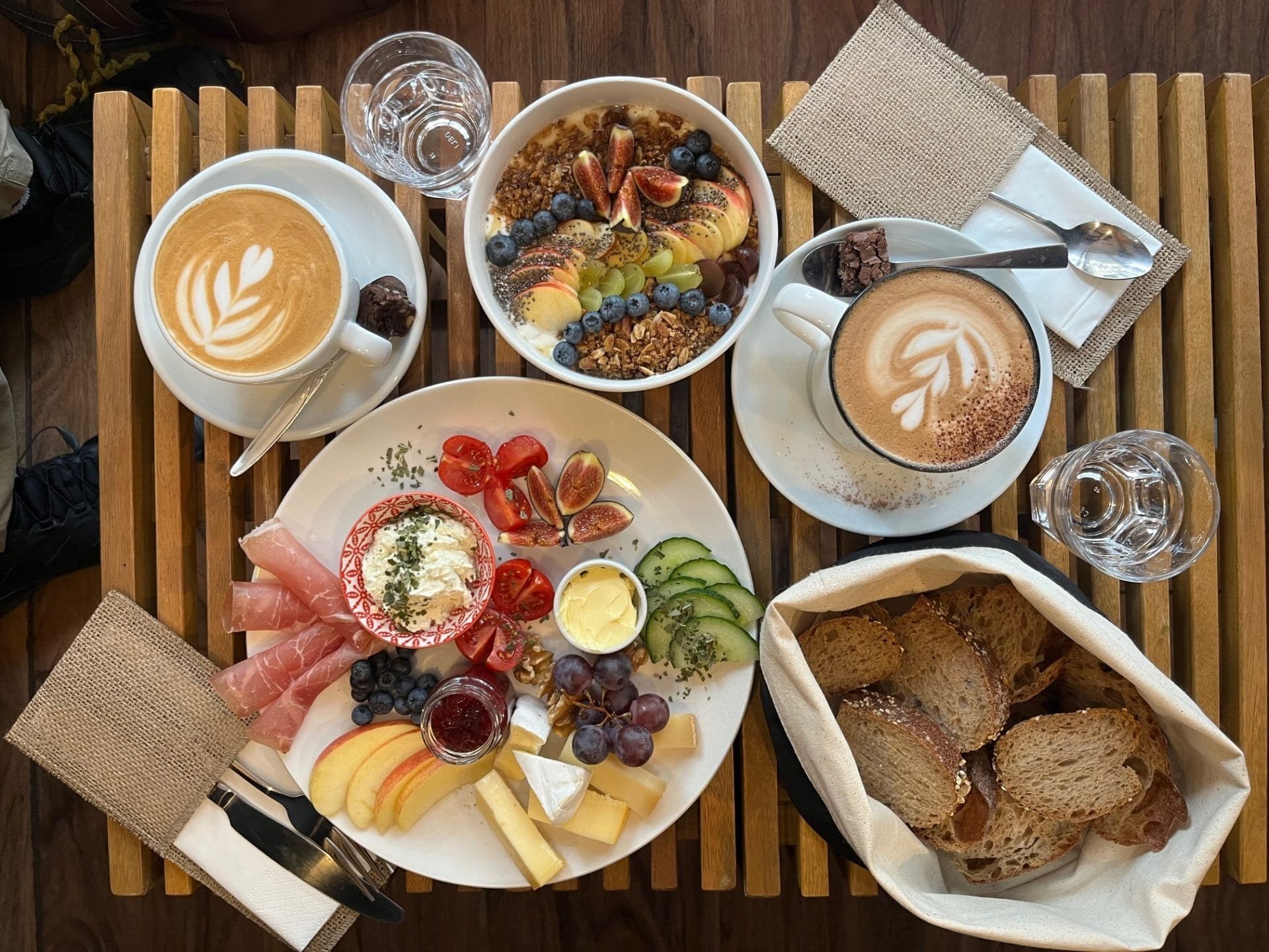Café 28 — Websearch photo
