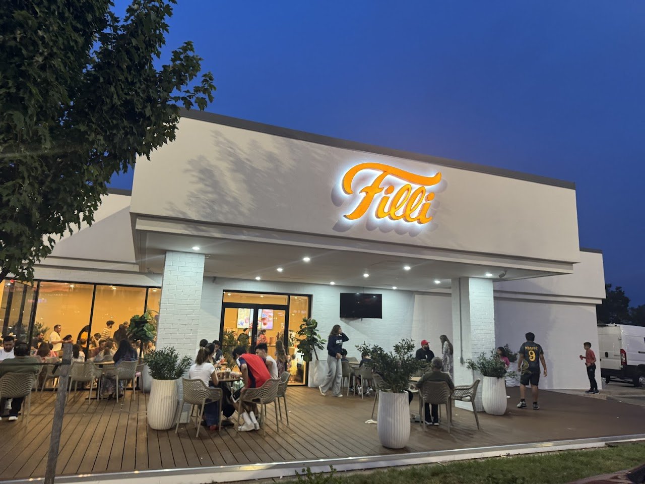 FiLLi Café