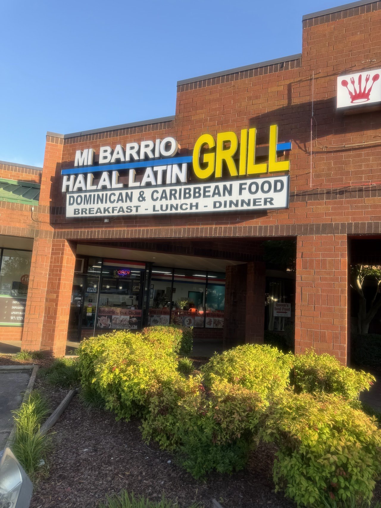 Mi Barrio Halal Latin Grill