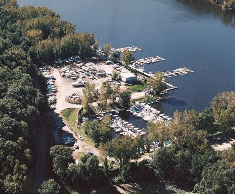 Marina — Websearch photo