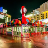 Dave's Hot Chicken on Las Vegas Boulevard at the Grand Bazaar Shops