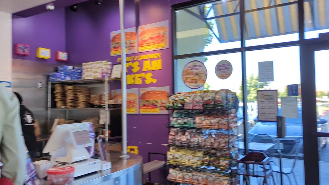 Ike's Love & Sandwiches - Hayward