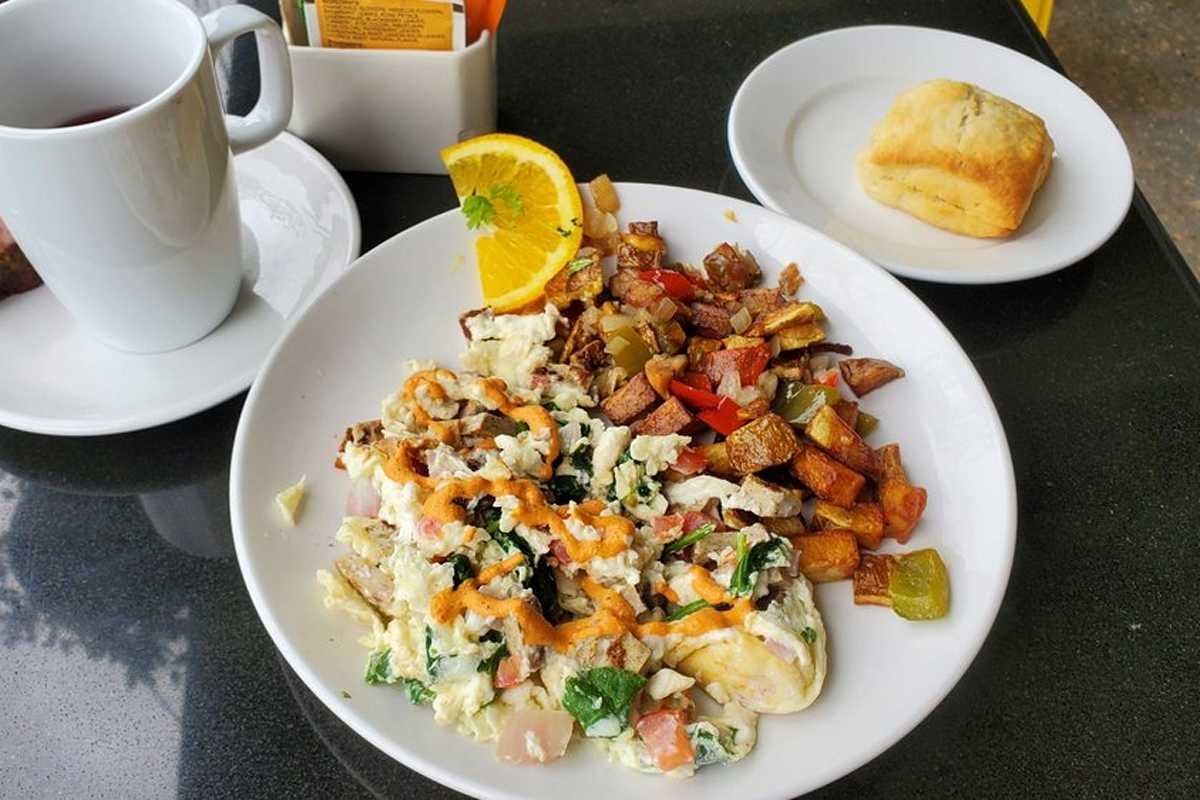 Jay's Halal Kitchen & Restaurant — Websearch photo